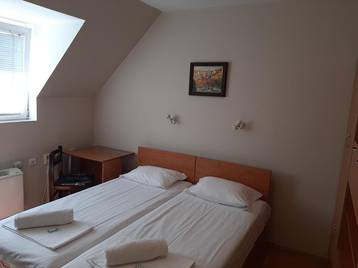 Guest House Diel Veliko Tarnovo Extérieur photo
