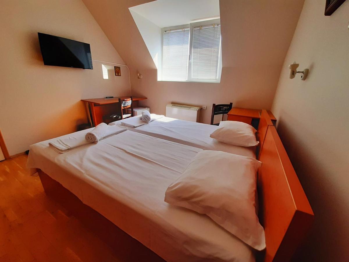 Guest House Diel Veliko Tarnovo Extérieur photo